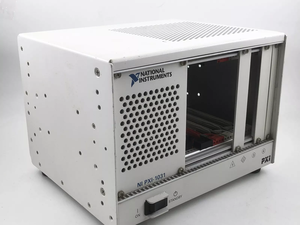 National Instruments NI PXI-1031 Chassis/Mainframe PXI de 4 ranhuras Usado - Product Image 4