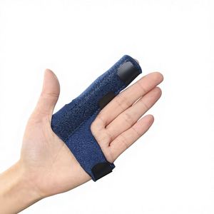 อุปกรณ์พยุงนิ้วแบบปรับได้ Fsoft Support Splint สำหรับฟื้นฟูอาการบาดเจ็บที่นิ้วมือ ป้องกันการเคล็ดขัดยอก ฟกช้ำ และช่วยในการรักษา สามารถปรับแต่งได้ - Product Image 2