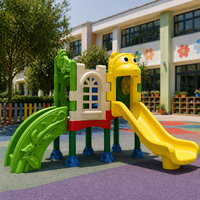Ensemble de toboggans pour aire de jeux extérieure pour enfants avec plusieurs activités ludiques pour une zone de jeu éducative, usage scolaire de qualité commerciale