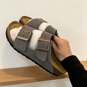 Nuevo Diseño de Sandalias Birkentocks Arizonas, Zapatos de Moda Femeninos, Cálidos, Antideslizantes, Cómodos, Versátiles, con Suela Gruesa - Product Image 4