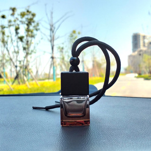 8ml Premium siyah kap araba hava spreyi boş cam şişe kare asılı uçucu yağ difüzör araba iç dekor - Product Image 2