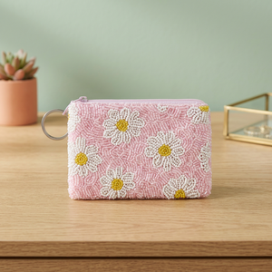 Pochette carrée rose à motif floral perlé avec fermeture éclair, broderie tendance en feutre non tissé, pour voyage et usage quotidien - Product Image 1