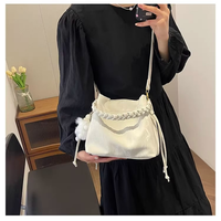Sac fourre-tout classique plissé avec décoration de sangle tressée en cuir PU, sac à main pour femme, fournisseur chinois, service de fabrication de sacs à main