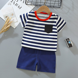 Ensemble short à manches courtes rayé décontracté pour enfants petit sous-vêtement en coton pour bébé d'été de taille moyenne T-shirt à col pour garçons et filles - Product Image 2