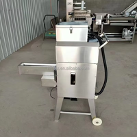 Décortiqueur de maïs vertical électrique professionnel avec bande transporteuse batteuse de maïs à haute efficacité Machine à fruits et légumes pour les fermes