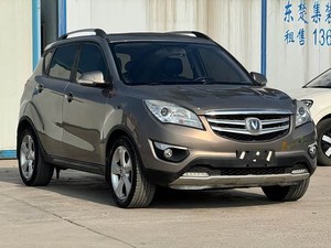 Bon état, haute qualité, véhicule chinois d'occasion Changan CS35 Plus SUV manuel <span class=keywords><strong>2016</strong></span> pour l'Afrique - Product Image 3