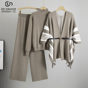 Ensemble 3 pièces tricoté pour <span class=keywords><strong>femme</strong></span>, style rétro, col montant, haut à manches longues, <span class=keywords><strong>pantalon</strong></span> large, grande taille, fabrication OEM&ODM sur mesure - Product Image 1