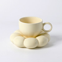 Vente en gros de tasse et assiettes en céramique avec fleur de soleil macaron et tournesol ensemble tasse et soucoupe en céramique