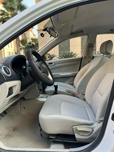 Changan Yuexiang <span class=keywords><strong>V3</strong></span> 2016, 1.4L Turbo, Manual, Edición Meiman, Volante a la Izquierda, Asientos de Tela - Product Image 4