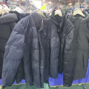 Chaquetas Acolchadas de <span class=keywords><strong>Segunda</strong></span> <span class=keywords><strong>Mano</strong></span> 22D Megan Bales con Cierre, Ropa Usada de Invierno para Hombre - Product Image 5