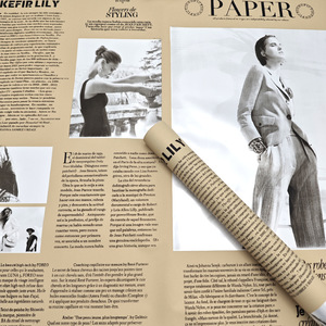 Papel de Regalo Floral Estampado con Periódico Inglés Vintage Marrón Kraft, Estilo Premium para Decoración de Ramos de Flores y Regalos - Product Image 5