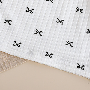 ชุดเซ็ตสองชิ้นผ้าแคนวาสระบายอากาศสำหรับเด็กผู้หญิงช่วงฤดูใบไม้ร่วง พร้อมเสื้อแขนกุดประดับโบว์ลูกไม้และกระโปรงทรงสวยสง่า - ชุดแฟชั่นสำหรับใส่ในชีวิตประจำวัน - Product Image 4