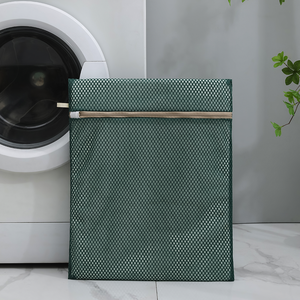 Bolsas <span class=keywords><strong>de</strong></span> lavandería <span class=keywords><strong>de</strong></span> malla <span class=keywords><strong>de</strong></span> nido <span class=keywords><strong>de</strong></span> abeja duraderas al por mayor <span class=keywords><strong>para</strong></span> personalización <span class=keywords><strong>de</strong></span> soporte delicado 30X40cm - Product Image 4