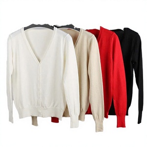 เสื้อสเวตเตอร์ไหมพรมถักแบบเรียบสไตล์เกาหลีสำหรับผู้หญิง คอวีไขว้ แต่งชายผ่าด้านหน้า  แบบลำลองแต่ดูดี - Product Image 2