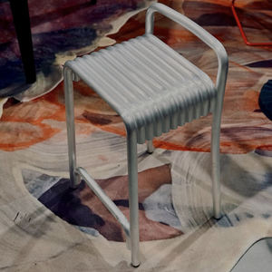 Tabouret de bar en tuyau industriel avec siège en bambou naturel, tabouret sans dossier en métal de style vintage pour restaurant, bar, café, salon de thé - Product Image 3