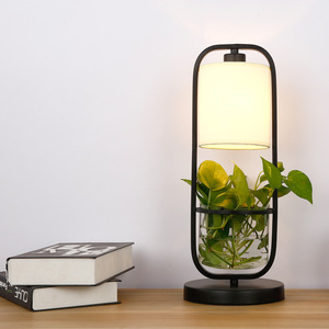 Moderne Nordische Design LED-Tischlampen Elegante Schlafzimmer Nachttischlampe Mit Glasschirm und Pflanzen Innenbeleuchtung Schreibtischlampe - Product Image 1