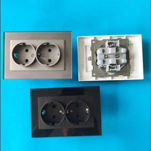 Enchufe Doble Europeo de 16A AC220V con Panel de Vidrio Templado en Negro, Blanco, Dorado y Gris para Uso Doméstico - Product Image 3
