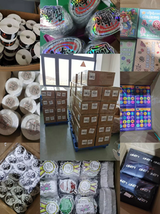 Autocollants d'étiquettes de boissons en vinyle durable, imperméables, imprimés avec un logo personnalisé, en rouleau, pour les bouteilles de jus en verre, adaptés à la réfrigération - Product Image 6