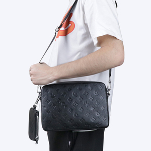 Bolso Bandolera de Cuero PU para Hombre, Bolso Mensajero Pequeño con Relieve, Bolso Casual para Teléfono con Correa Ancha Ajustable - Product Image 6