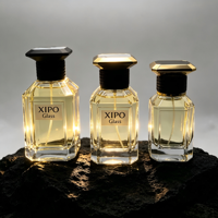 Flacon de parfum vide en verre carré de 50 ml, design luxueux et nouveau, fond épais, avec bouchon en bois lisse
