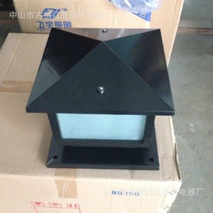 ไฟเสาอลูมิเนียมอัลลอยด์สีดำ หลอด LED E27 แบบกึ่งฝัง สำหรับใช้ภายนอกอาคาร - Product Image 1