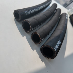 Tuyau à gaz flexible à <span class=keywords><strong>prix</strong></span> d'usine avec couche tressée pour tuyau de distributeur de carburant personnalisé - Product Image 6