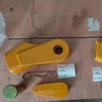 Pinces de grue de camion 1090100337 pour grue de camion 60T Zoomlion, pièces de rechange pour grue sur roues tout-terrain ZRT600 à vendre