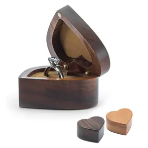 Anel de madeira natural em forma de coração, vintage, veludo, macio, interior, marrom, noz, caixa de anel