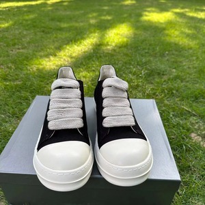 2025 New Summer Designer New Canvas Lace-up Lightweight <b>Shoes</b> Men Best Selling Fashion Luxury Skateboard Style Walking - Product Image 3