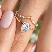 Brautring-Set mit Birnenförmigem Moissanit Chevron Pavé Ehering Dünner Solitär-Stapelring 9K 10K 14K 18K Massivgold GRA Zweiteiliger Schmuck