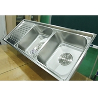 Évier de cuisine double en acier inoxydable Son Ha SUS 304, fait main, station de travail durable, design anti-rouille, finition brossée moderne