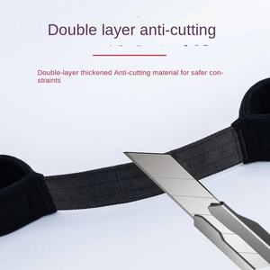 Sangle de retenue de lit magnétique <span class=keywords><strong>Bande</strong></span> de fixation de la ceinture de verrouillage résistante aux coupures Poignets médicaux de retenue des mains pour les patients - Product Image 6