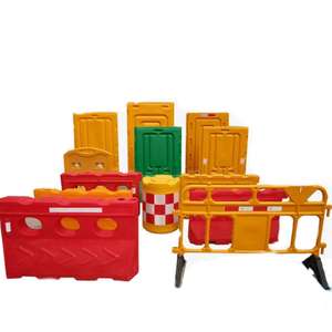 Cheval d'eau en matériau PE à barrière de trafic à triple trou réfléchissant à haute intensité pour la sécurité de la construction routière d'abord - Product Image 5