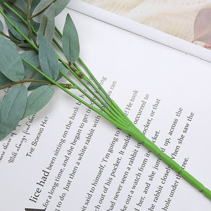 Vignes artificielles en saule, feuilles en soie vertes, 5 branches, décoration suspendue pour mariage, maison, extérieur, accessoires de photographie - Product Image 4