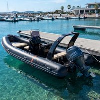 Bateau semi-rigide de luxe en Hypalon PVC de 5,2 m, coque en GRP, console centrale, yacht gonflable rigide, bateau d'accompagnement haut de gamme, croiseur côtier premium