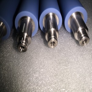 Tùy biến vật liệu xử lý các bộ phận thiết bị băng tải con lăn ánh sáng màu xanh PU tráng con lăn - Product Image 4