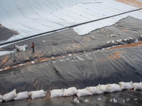 Géotextile en filament PE haute résistance pour la protection des décharges