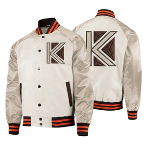 Chaqueta Universitaria de Satén Blanca y Marrón para Hombre con Logotipo K Bordado, Chaqueta Unisex Personalizada con Letras de Poliéster - Product Image 4