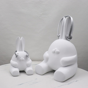 Meilleur prix dessin animé lapin résine artisanat Simple blanc casque portant lapin Animal ornement pour intérieur décor de bureau - Product Image 2
