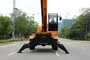 Carretilla elevadora telescópica giratoria de 4 toneladas y 360 grados para ventas, aplicación de <span class=keywords><strong>alquiler</strong></span>, puerto, almacén, <span class=keywords><strong>centro</strong></span> logístico, animales de granja - Product Image 4