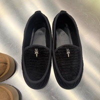 Mocasines Slip-On 2026 Hot Matty Boy Red Lips para Hombre y Mujer, Estilo Chrome Hearts, Zapatos Casuales Planos de Pana Negra