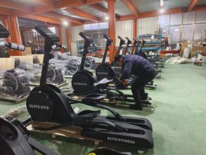 Alat Latihan Elliptikal Komersial Manual YG-E001 dengan Sistem Pengereman Magnetik oleh YG Fitness - Product Image 5