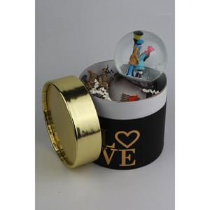 Sfera di neve amore scatola scritta concetto regalo per San Valentino