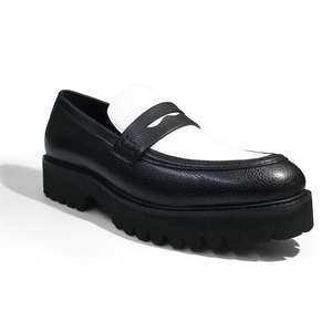 Chaussures habillées en cuir de vachette souple à tige haute, chaussures Oxford décontractées contrastées noir et blanc pour hommes, taille 39-46, vente en gros du fabricant - Product Image 2