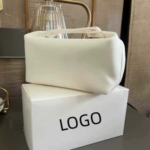 L'usine propose une large gamme de sacs blancs légers, confortables et élégants pour la vente en gros. - Product Image 2