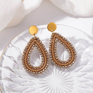 موضة جديدة عتيقة بيضاوية عالية الجودة مطرزة يدويًا بالخرز للنساء - Product Image 5