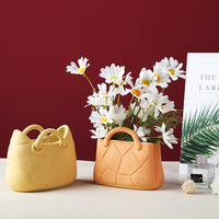 Vase à fleurs en céramique de table, style nordique moderne et créatif, marque Beisi, avec glaçure pigmentée, idéal pour les anniversaires (vente en gros)