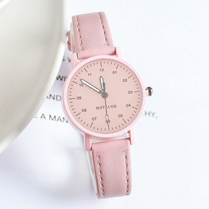 Style exquis et minimaliste pour la mode affaires et loisirs, qualité supérieure, rafraîchissant, antique, montres haut de gamme - Product Image 1