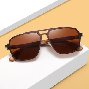 2025 nouvelle mode haute qualité lunettes de soleil en bambou polarisées à la main UV400 lentille lunettes de soleil en gris et or cadres pour hommes - Product Image 4