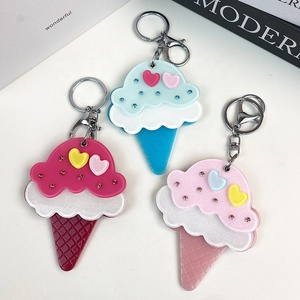 Al por mayor Nuevo Llavero Creativo de Acrílico con Diseño de Helado y Efecto Espejo, Colgante de Dibujos Animados para Llavero y Accesorios de Bolsos DIY - Product Image 1